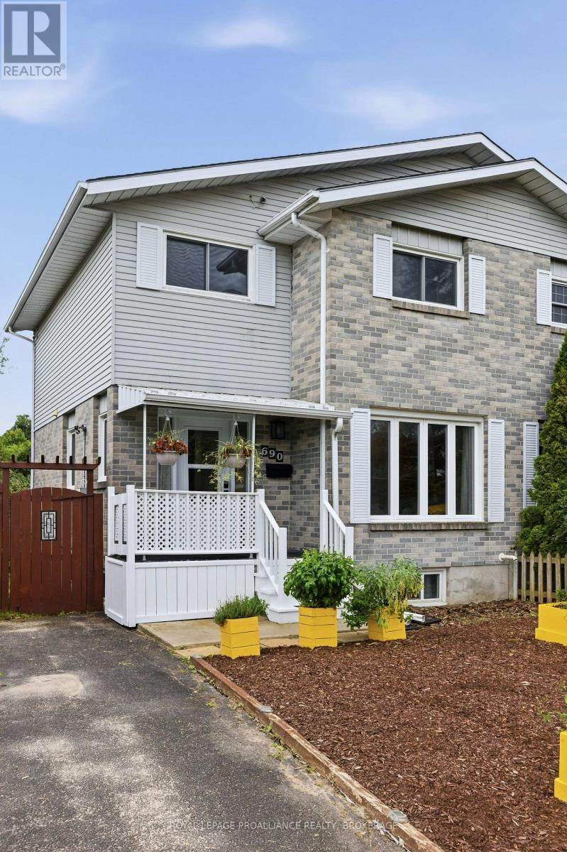690 DAVIS DRIVE