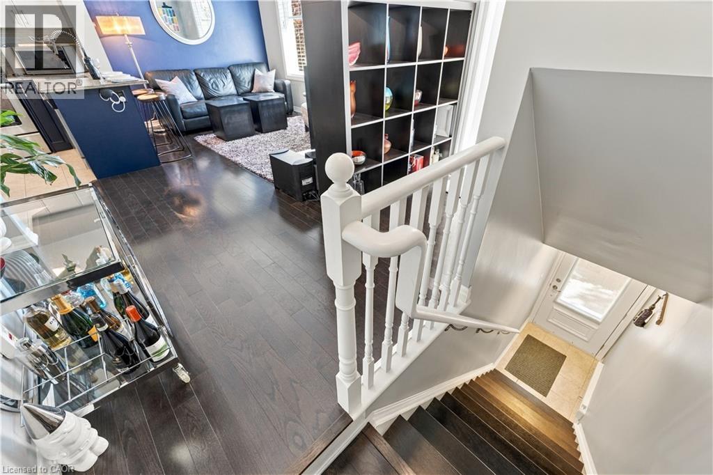 1437 LAKESHORE Road E Unit# 201