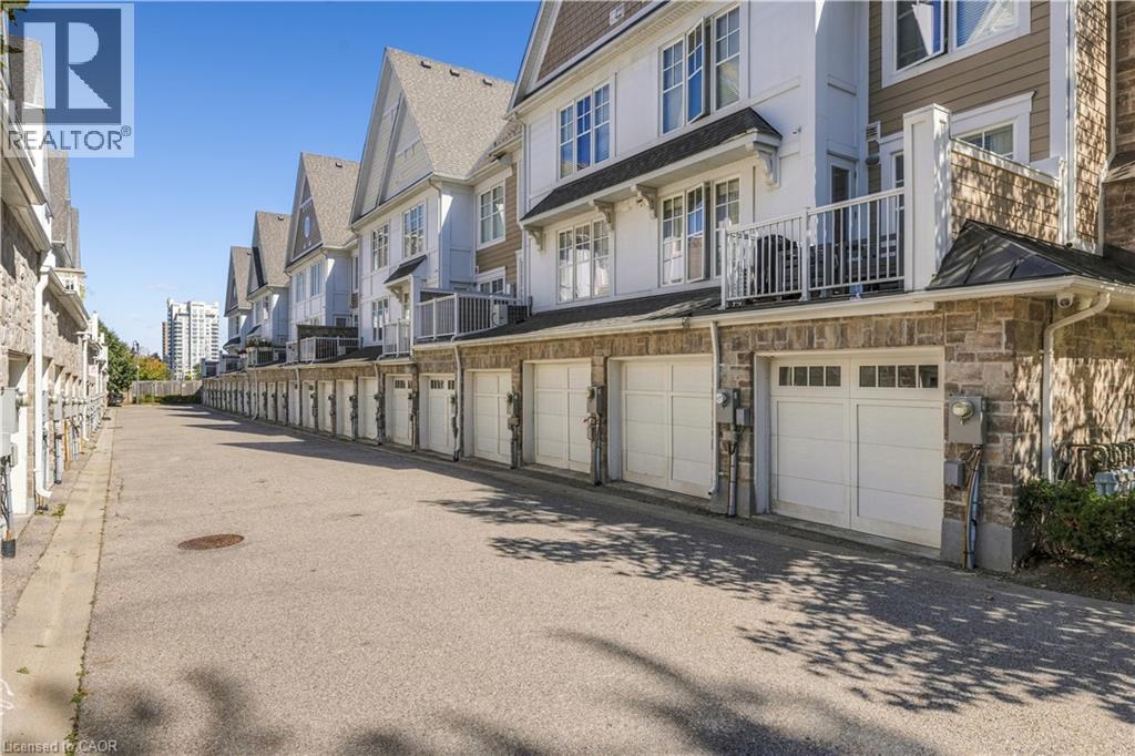 1437 LAKESHORE Road E Unit# 201