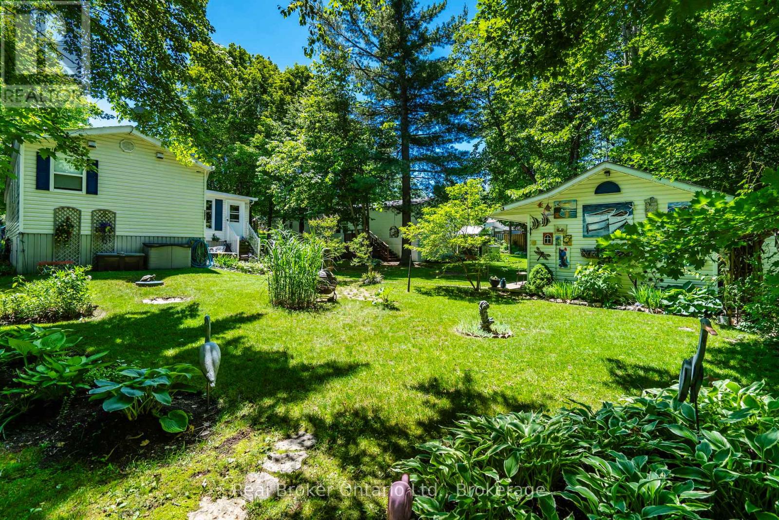 5 - 5411 ELLIOTT SIDE ROAD