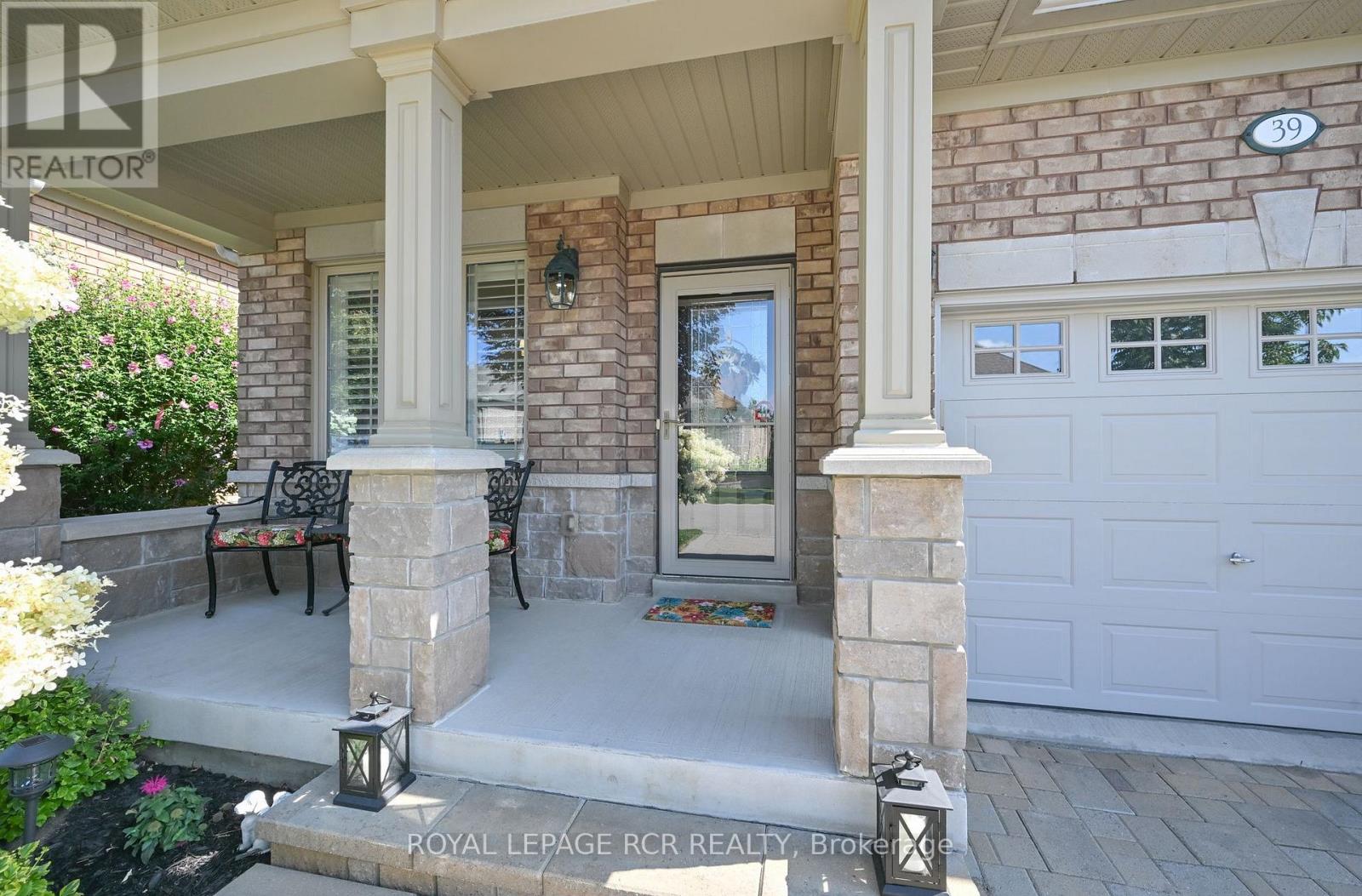 39 WESTMOUNT DRIVE