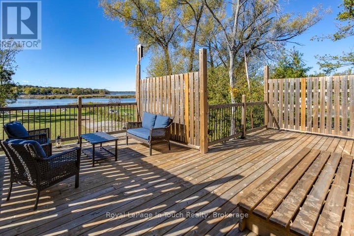 Photo 1 of 15 — 142 DUCK BAY ROAD, Tay, ON L0K 2C0