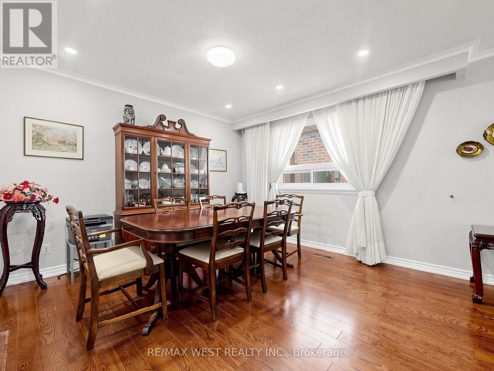 41 BURNVIEW CRESCENT