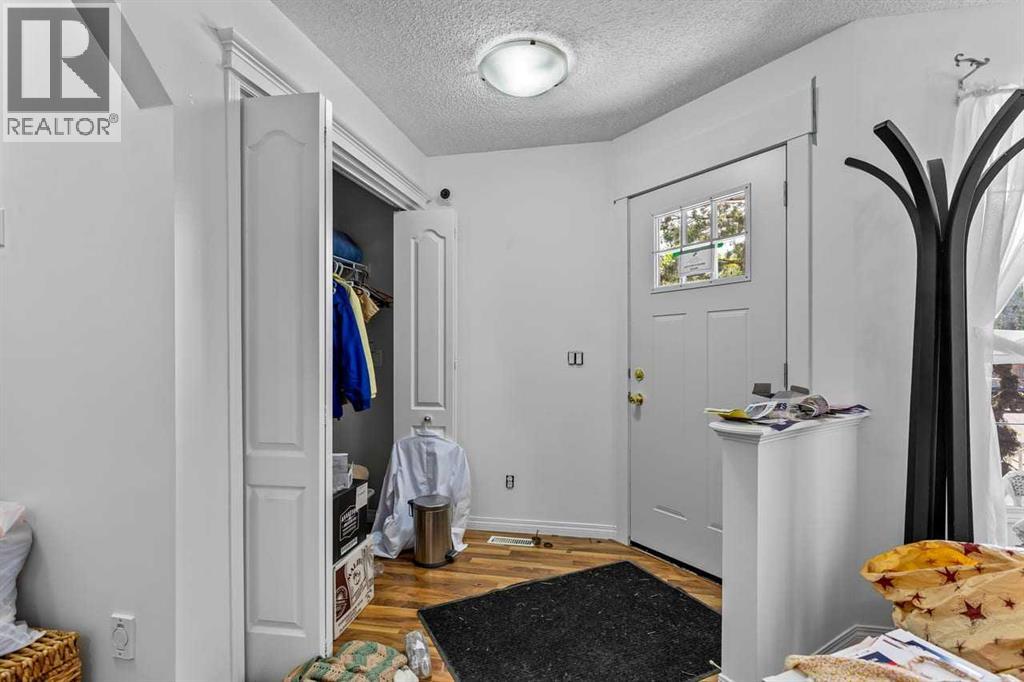 303 Bridlemeadows Common SW