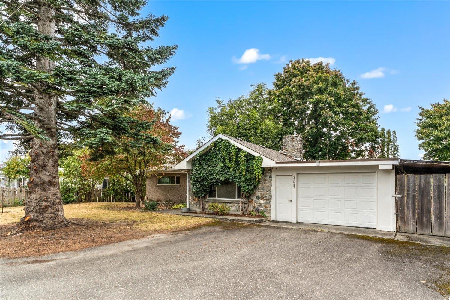 45695 LAURA CRESCENT, Vedder Crossing
