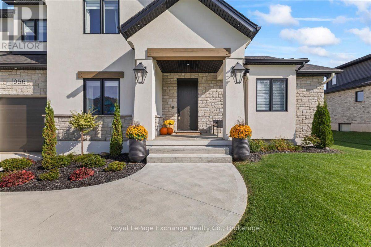 956 BOGDANOVIC WAY