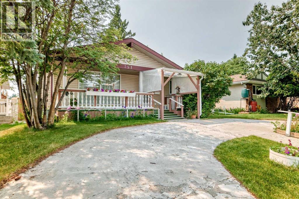 351 Cedarpark Drive SW