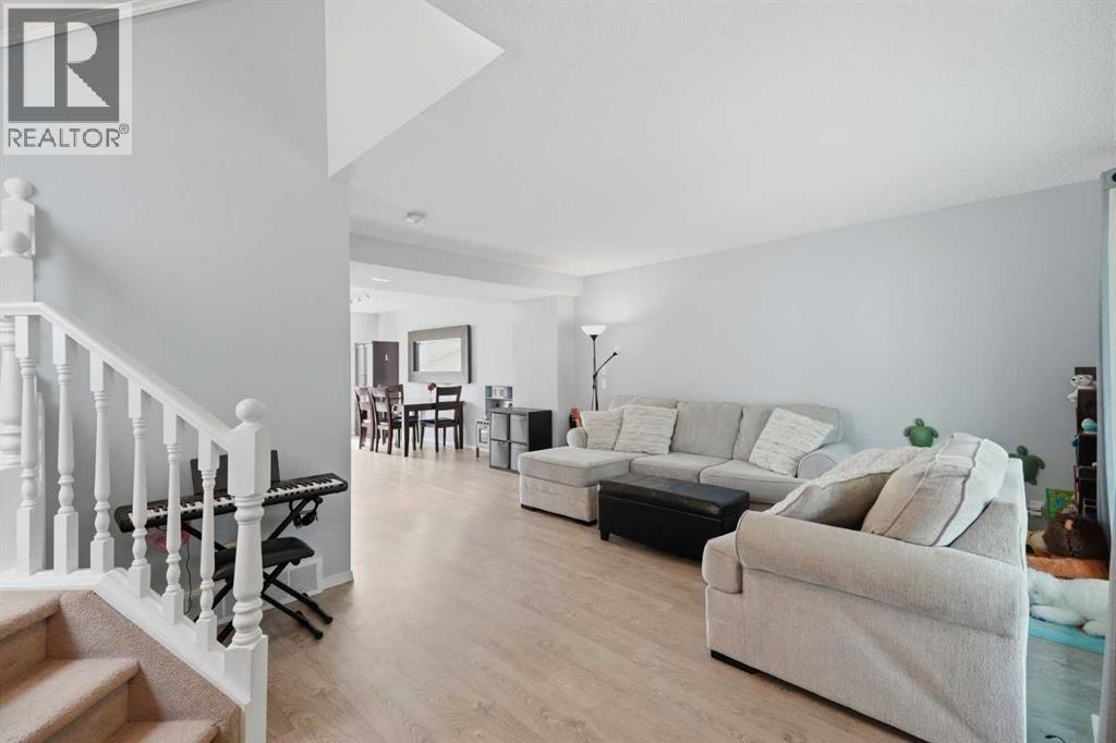 99 Prestwick Circle SE