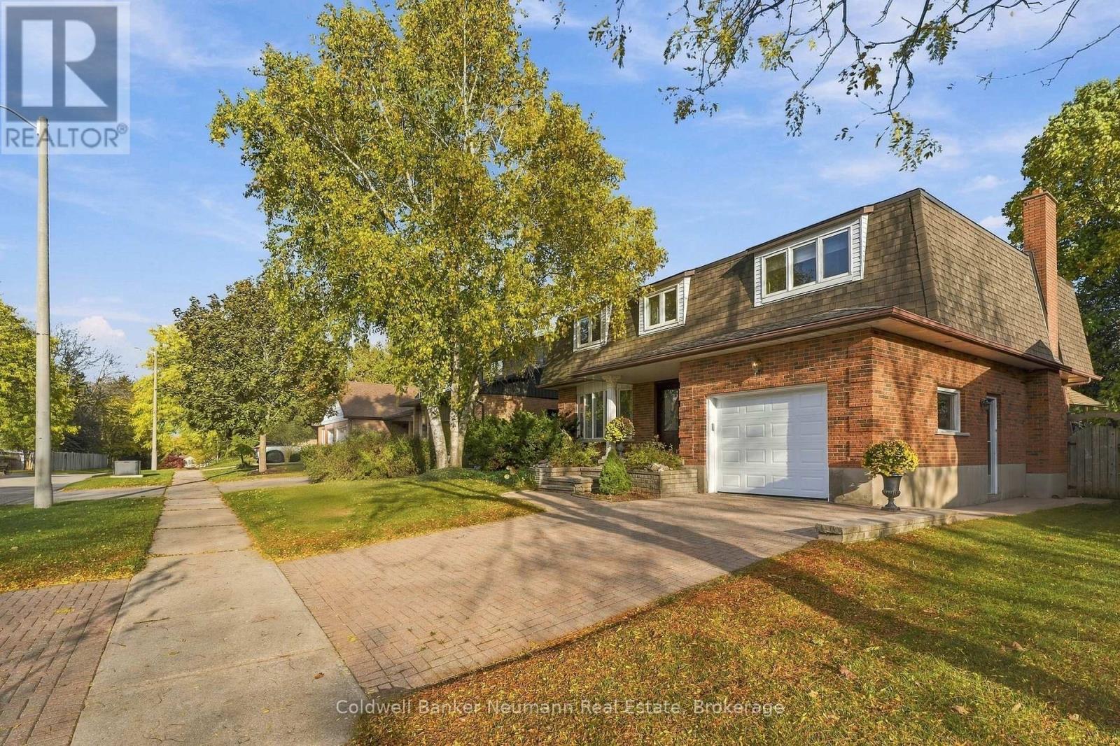 34 KRON DRIVE