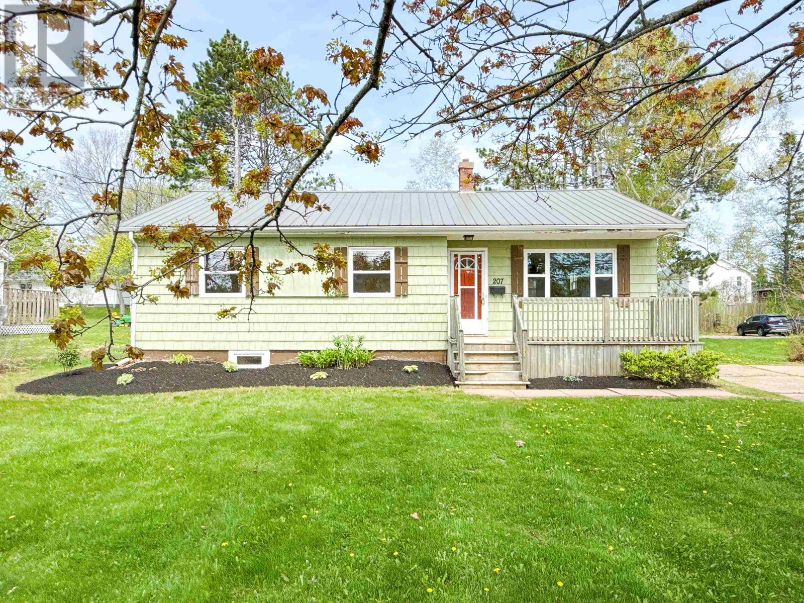 207 Belvedere Avenue