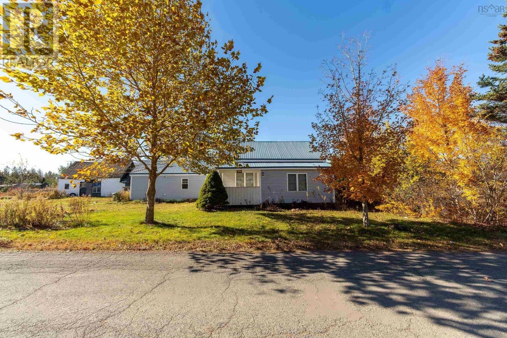70 WHARF ROAD, FIVE ISLANDS, NS B0M 1K0 - Image 3939593902.jpeg?d=l