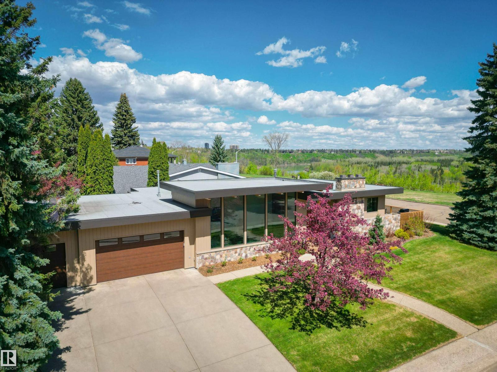 2 VALLEYVIEW CR NW