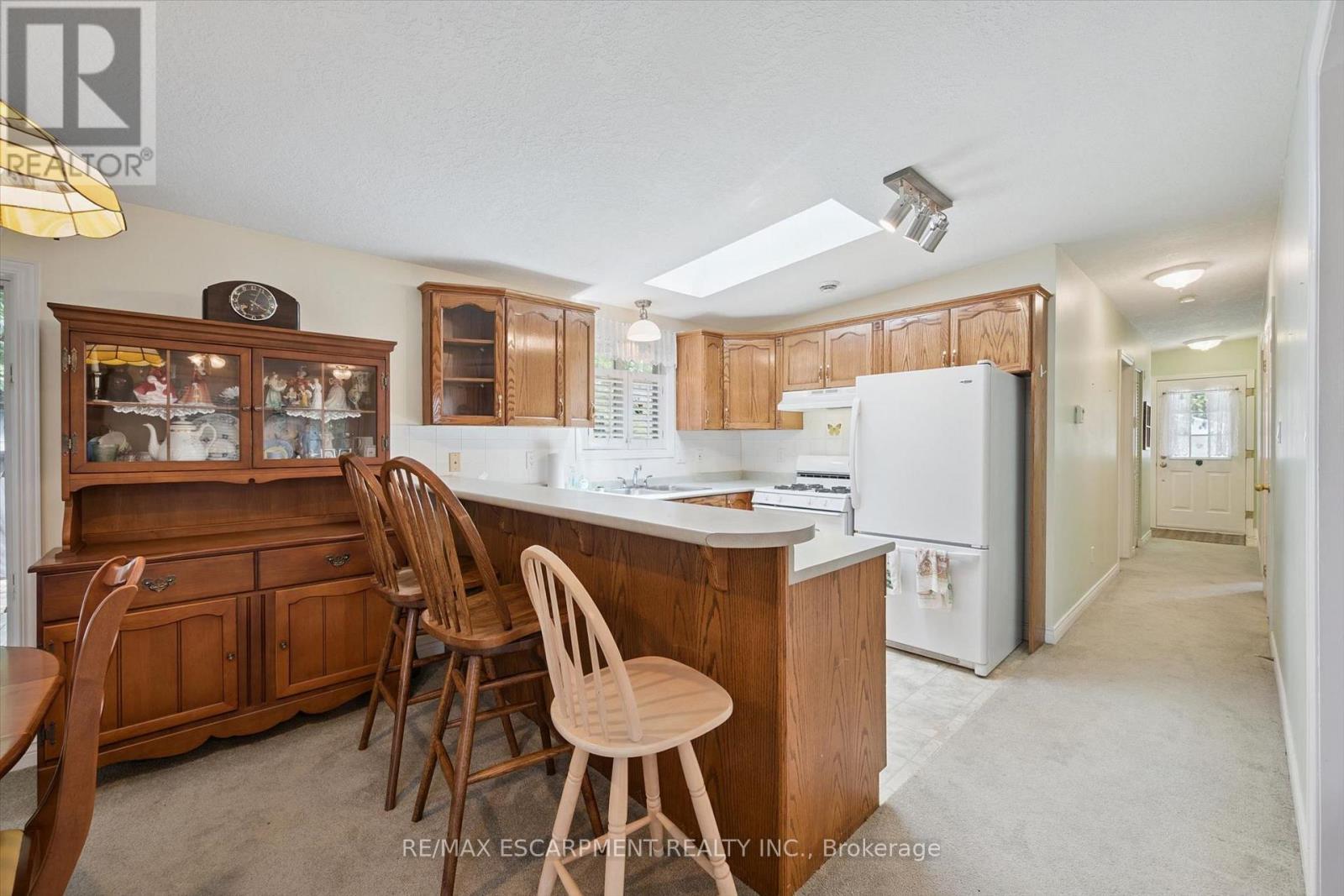 4 SPRUCE AVENUE