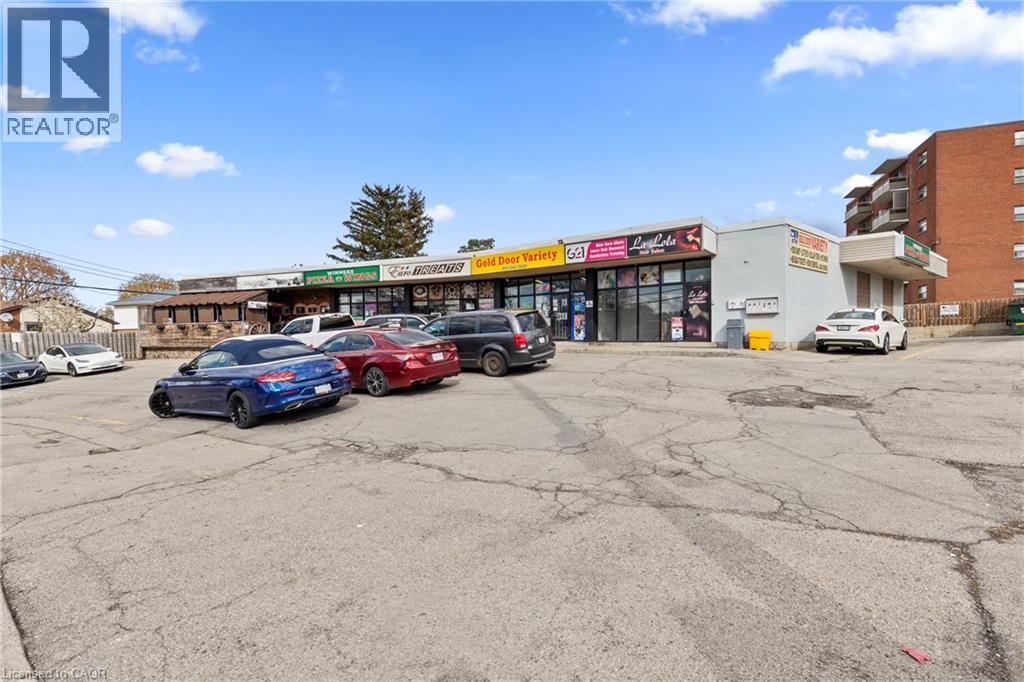 125 GAILMONT Drive