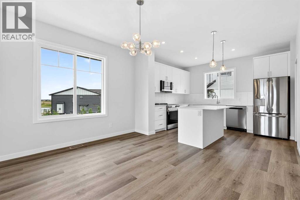 6 Hotchkiss Parade SE