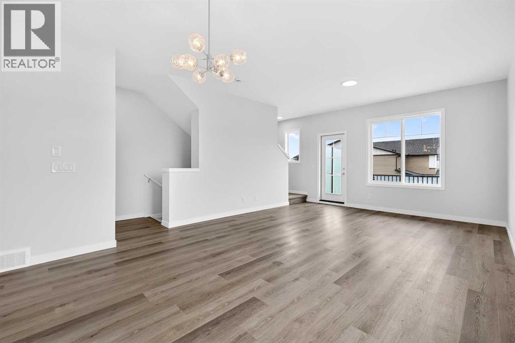 6 Hotchkiss Parade SE