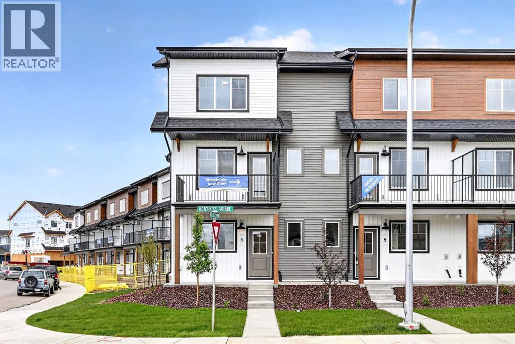 6 Hotchkiss Parade SE