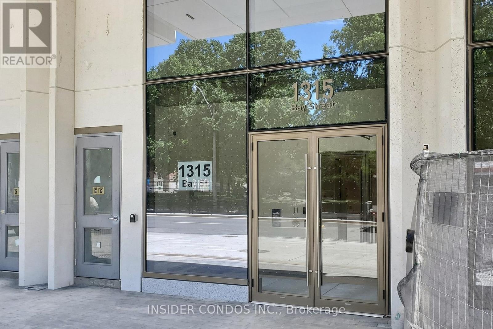 1703 - 1315 BAY STREET
