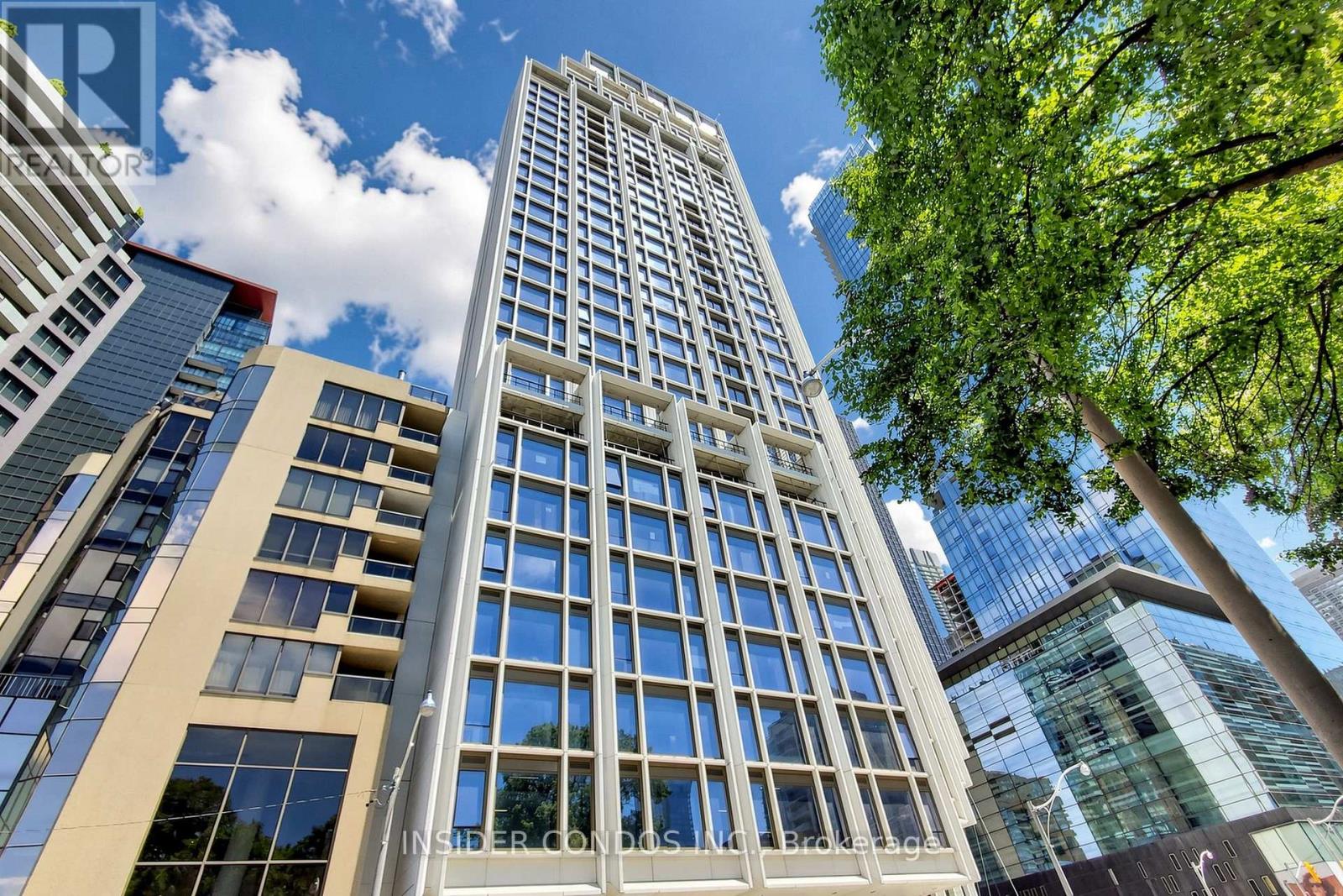 1703 - 1315 BAY STREET