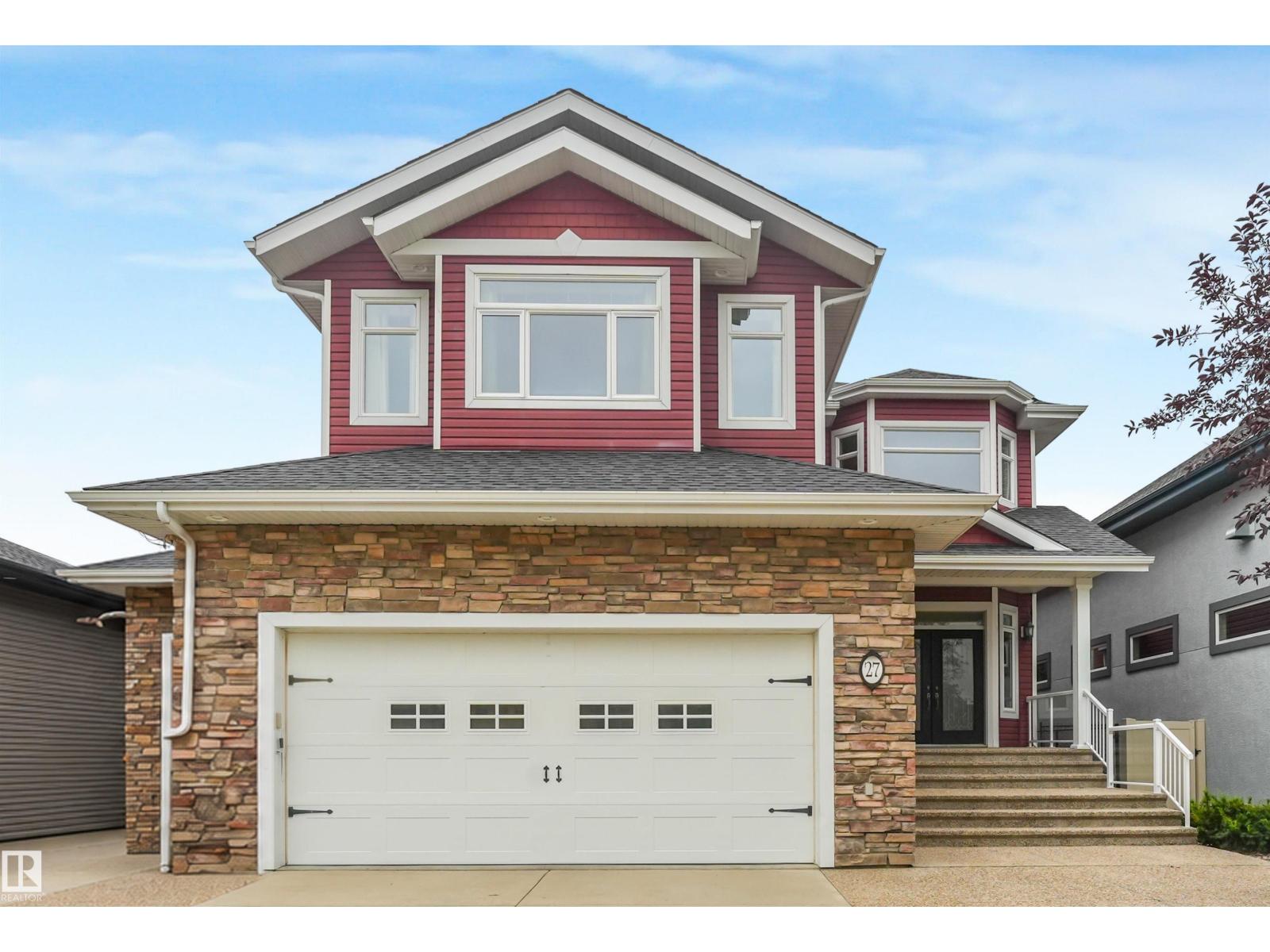 27 KINGDOM PL