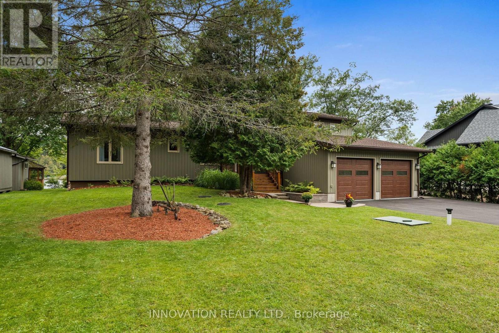 956 BAYVIEW DRIVE