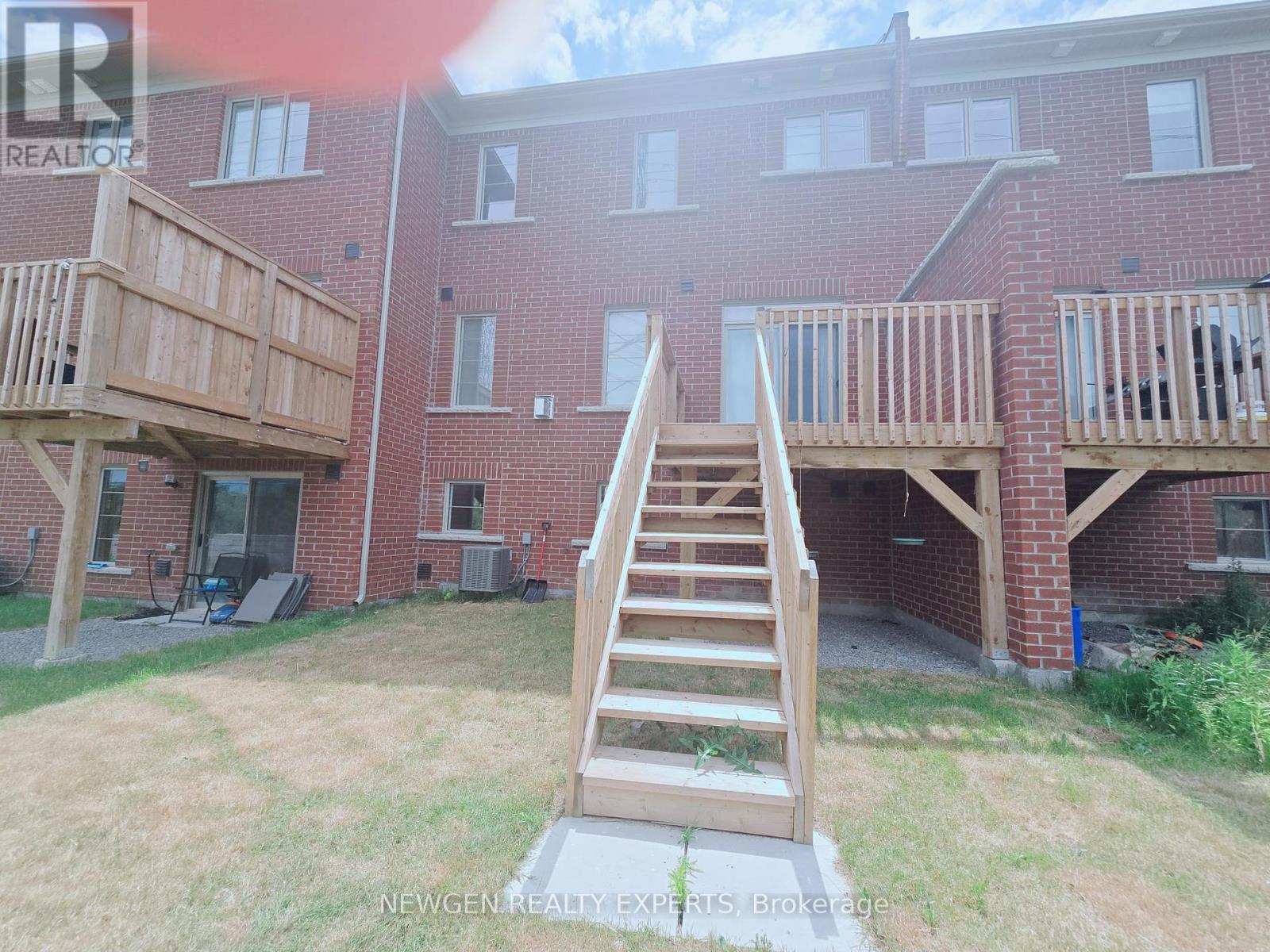 12 CACHIA LANE