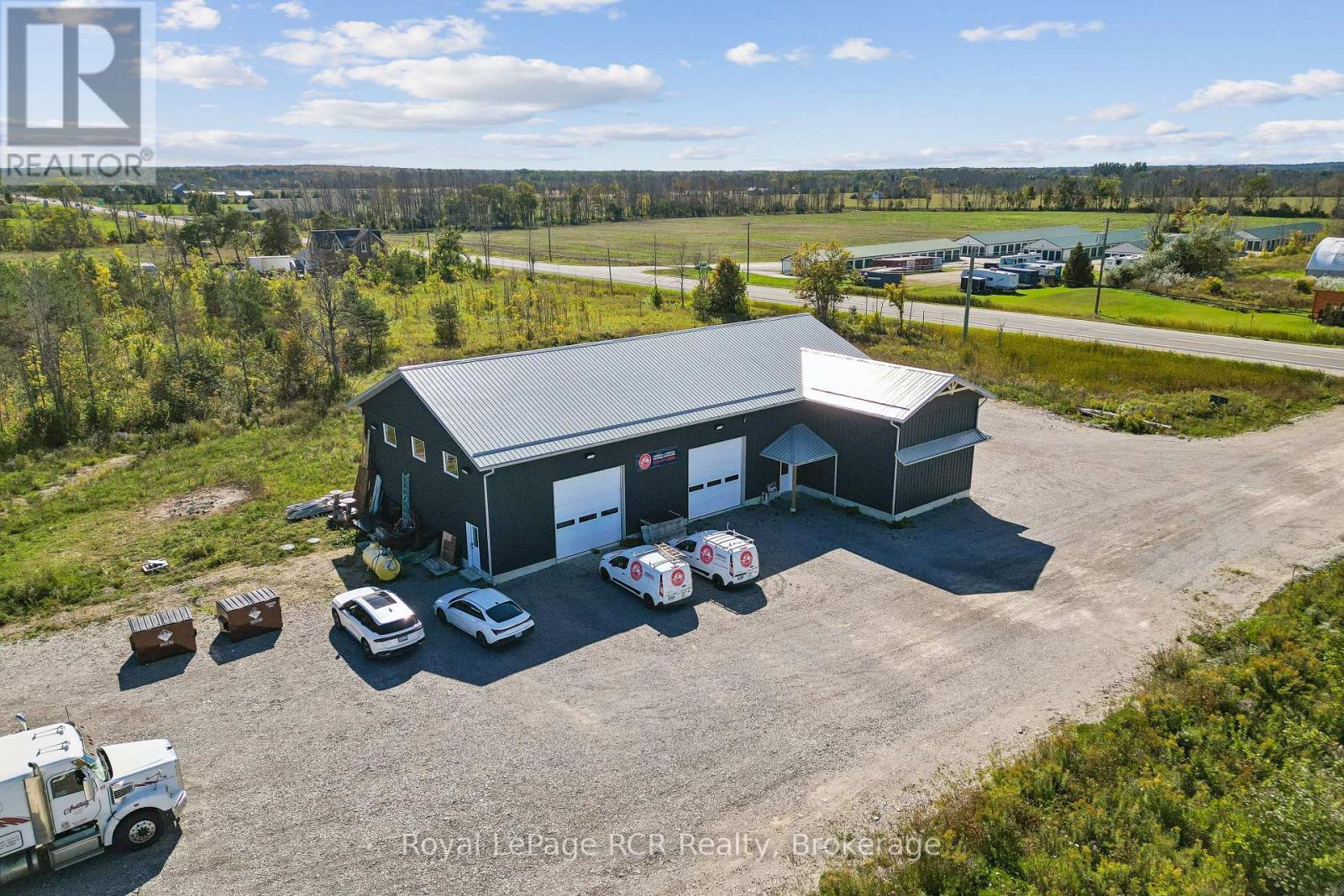 10075 HWY 6