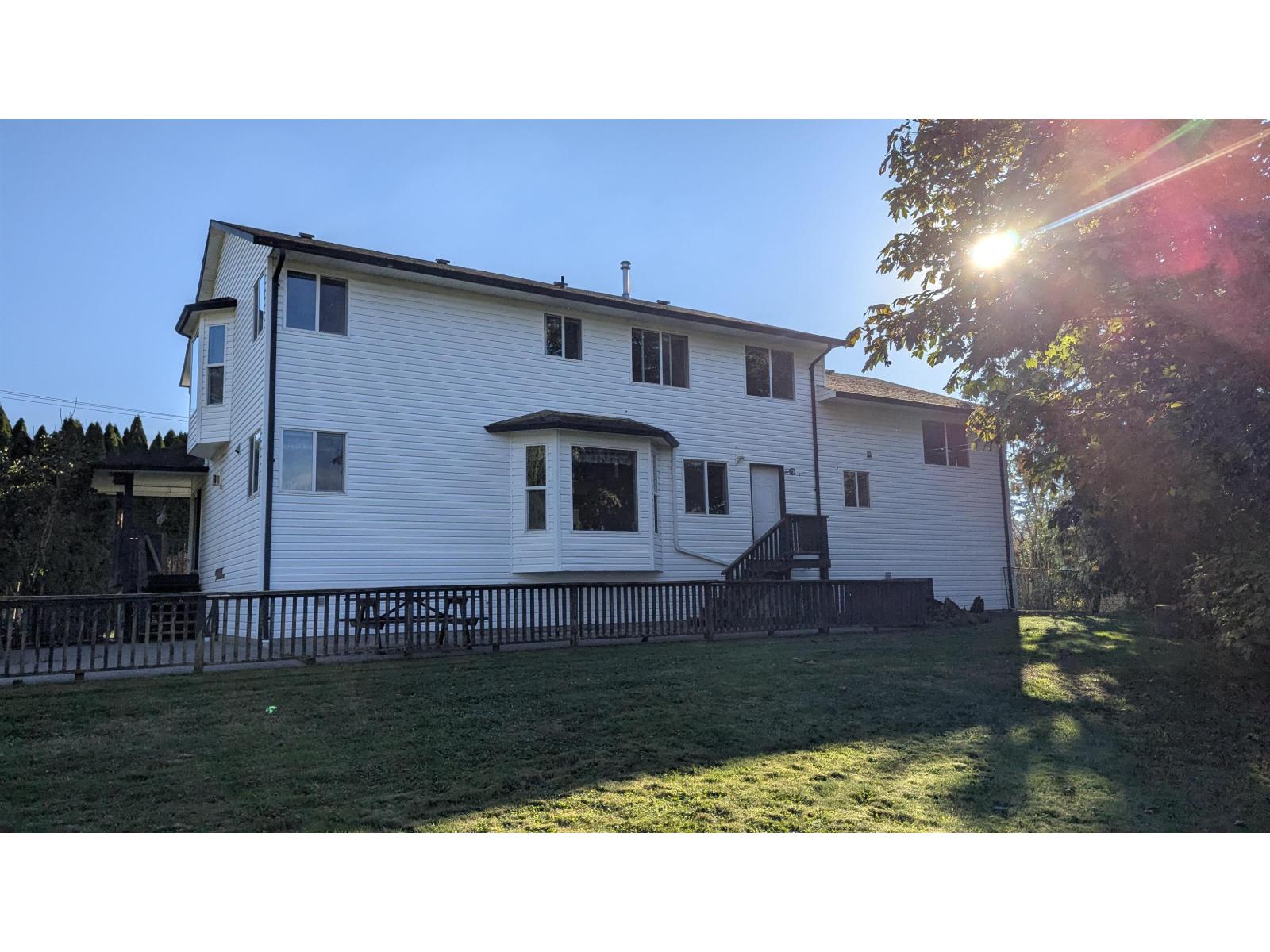 49381 YALE ROAD, East Chilliwack