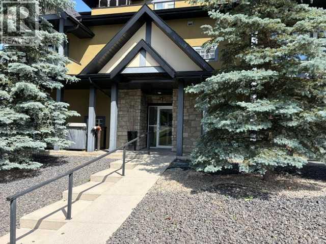 103, 4704 Stanley Road SW