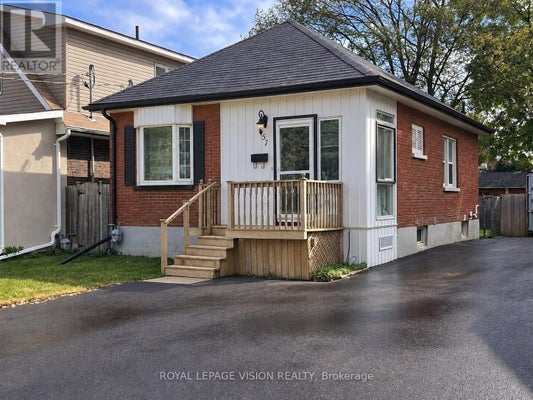 57 Hillcroft St, Oshawa (O'Neill), ON
