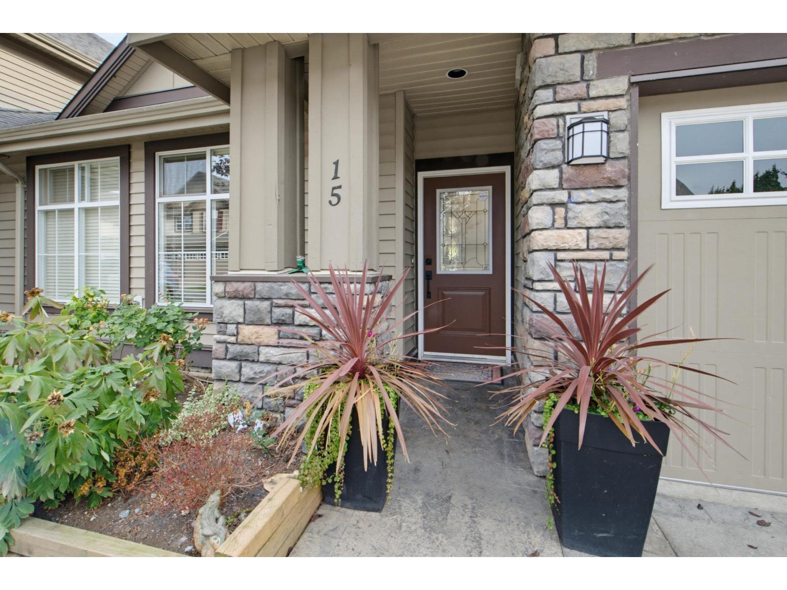 15 6577 SOUTHDOWNE PLACE, Sardis South