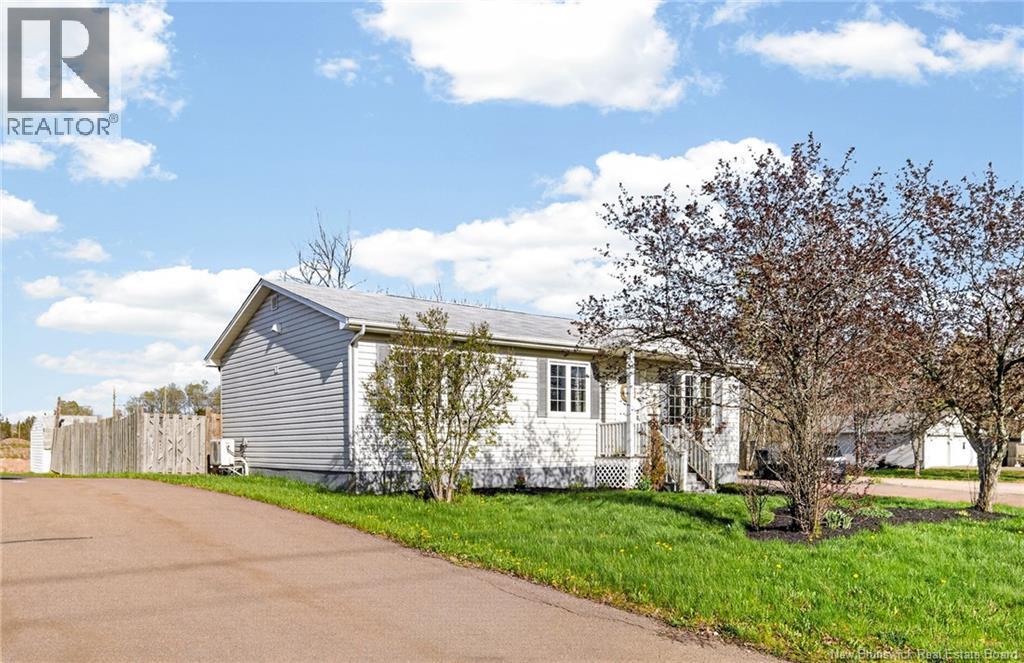 205 Thomas Street - Photo 3