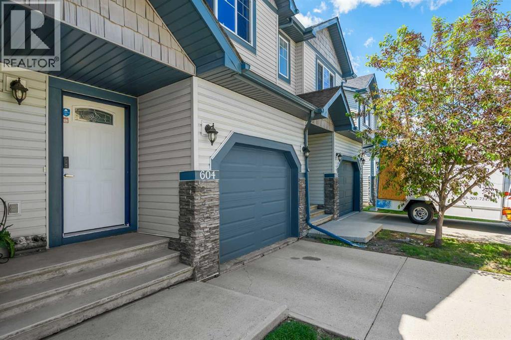 604, 620 Luxstone Landing SW