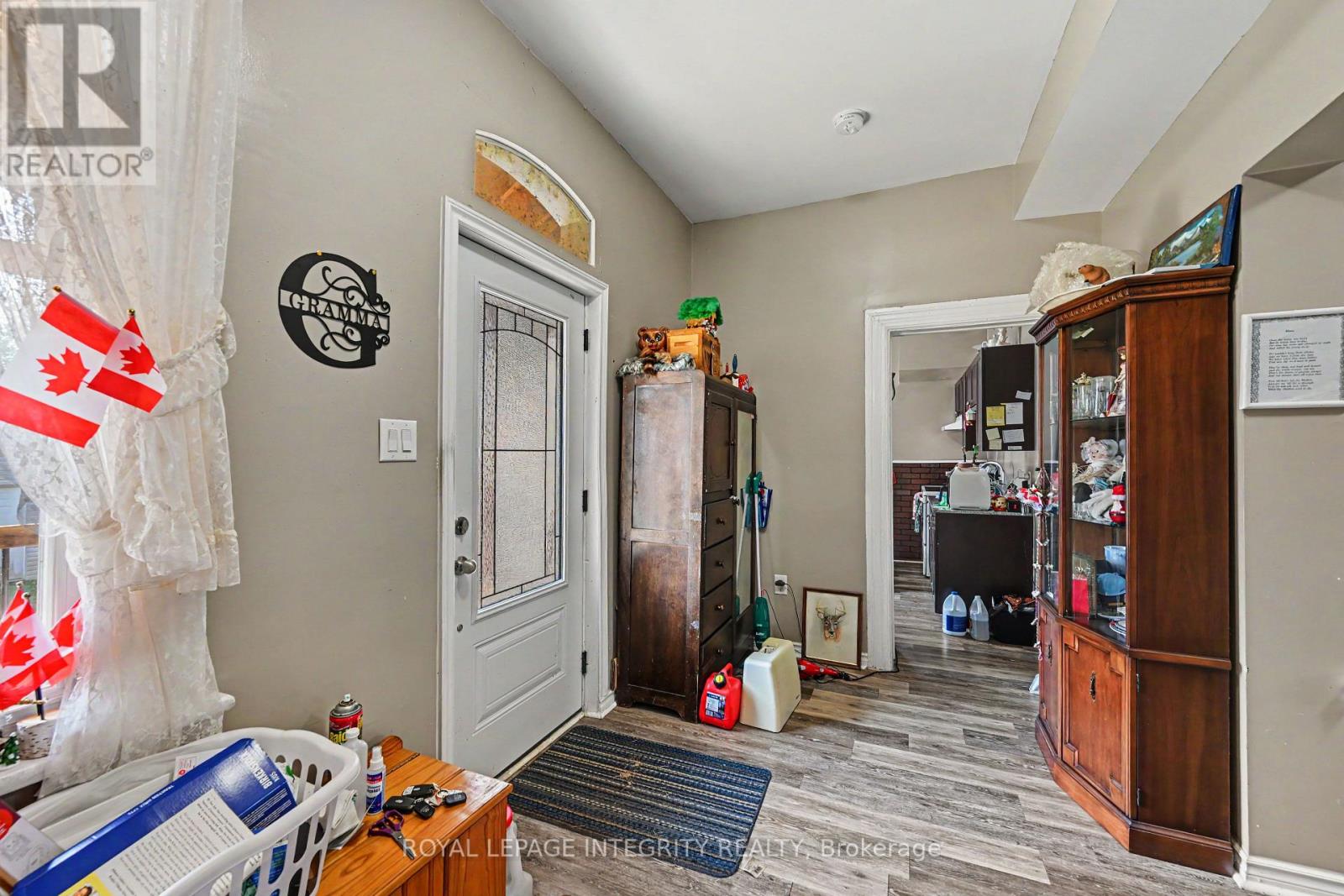 48 ELMSLEY STREET S