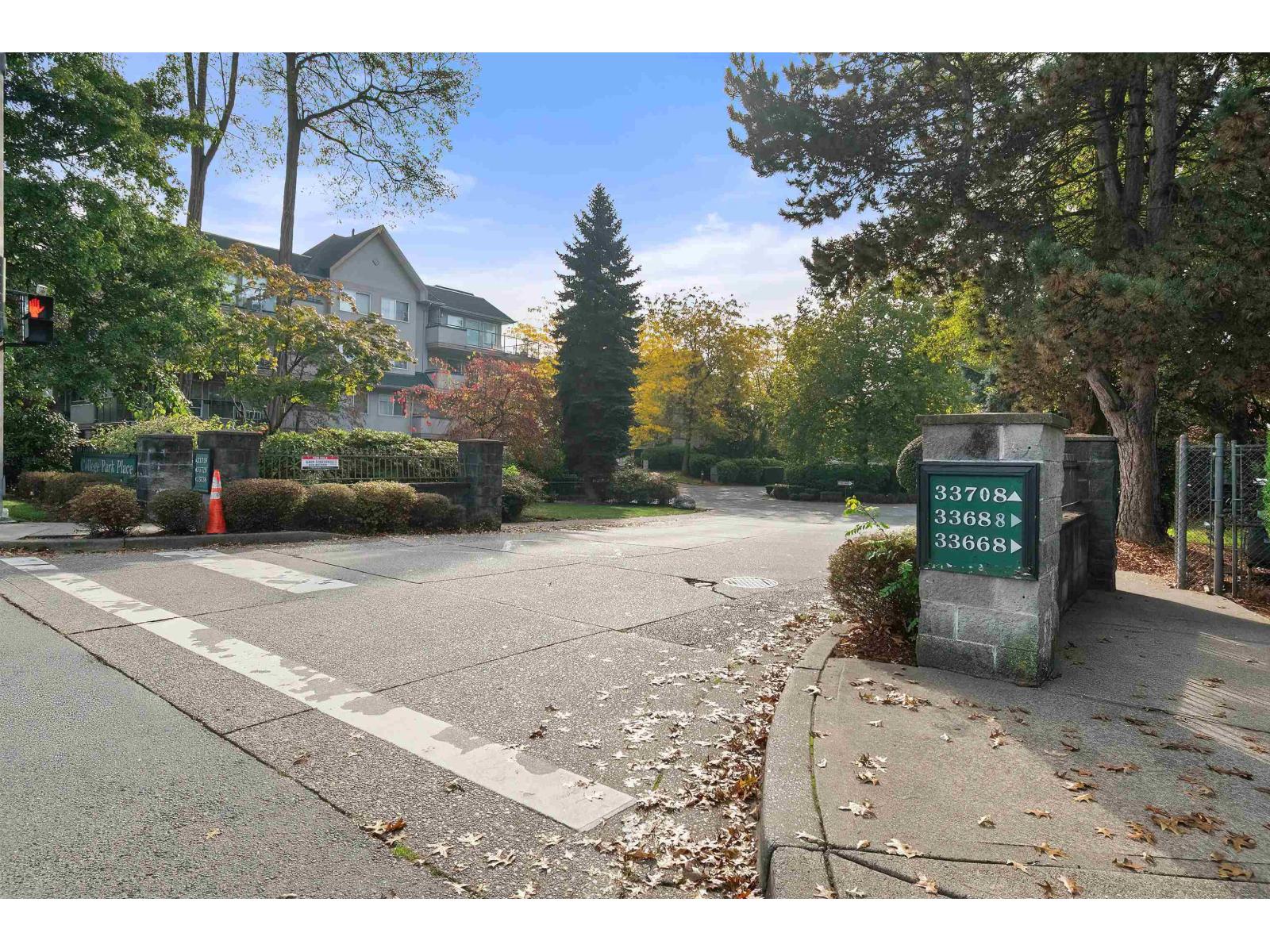 206 33708 KING ROAD