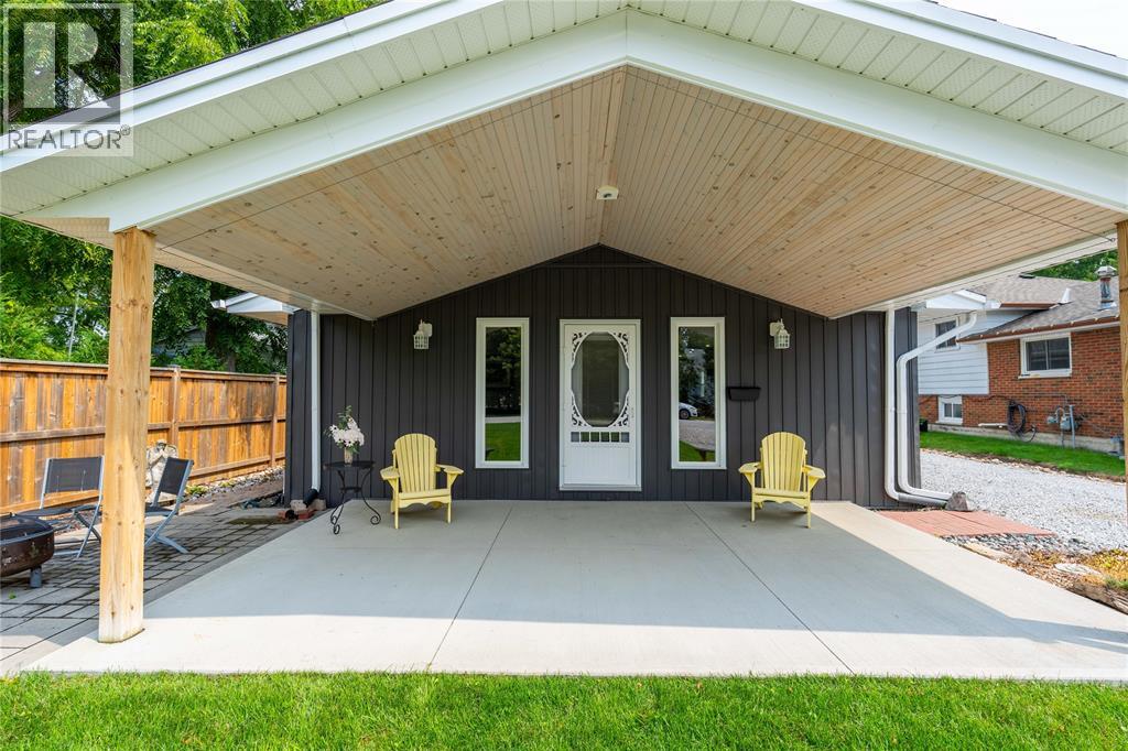 6822 EVERGREEN LANE