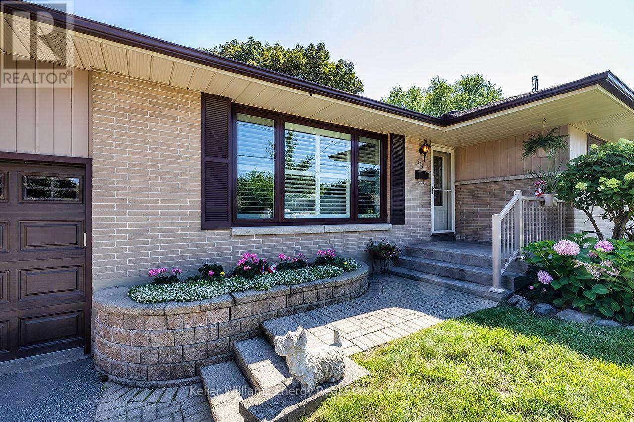 403 ROSSMOUNT AVENUE
