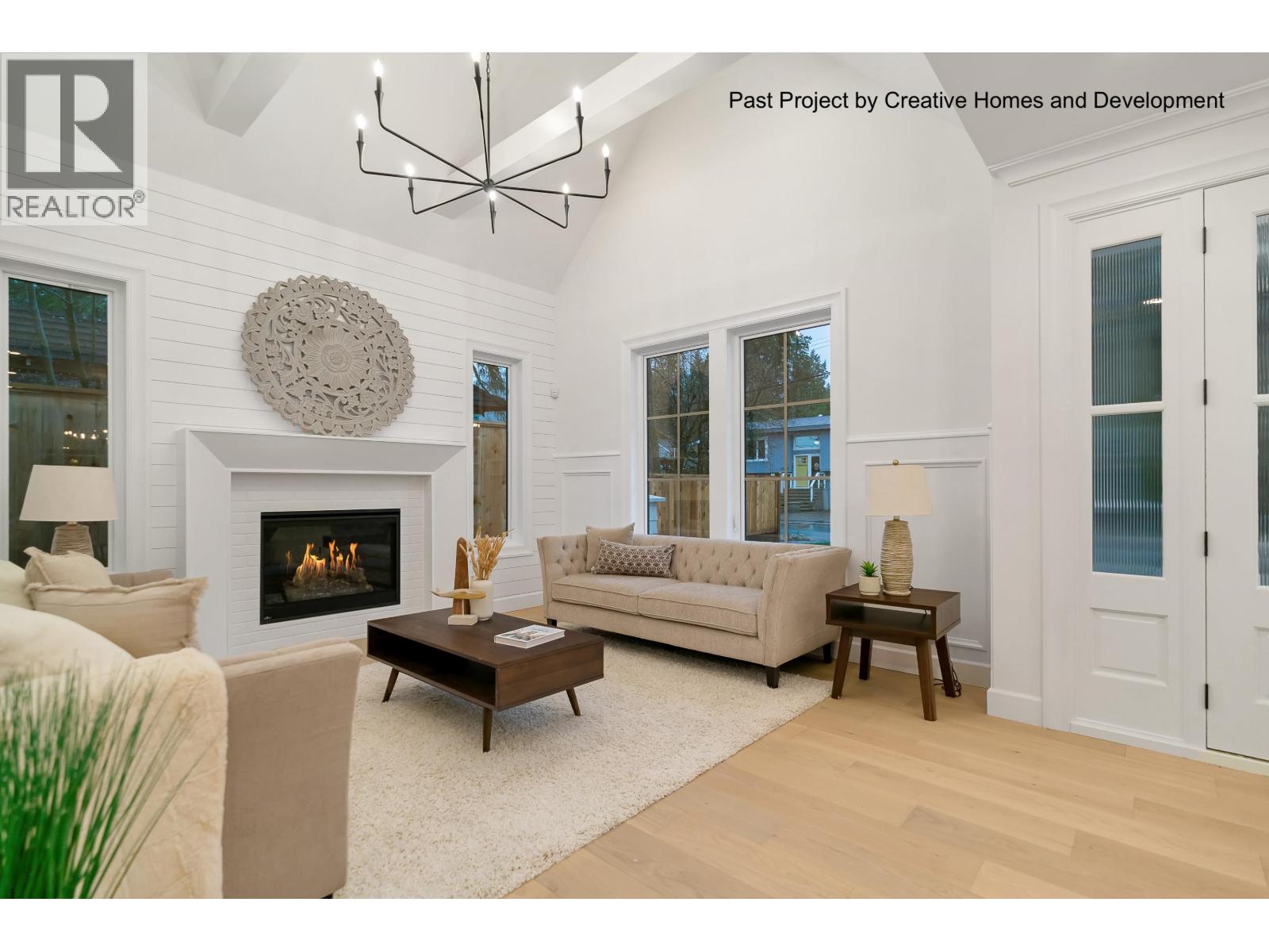 304 W QUEENS ROAD