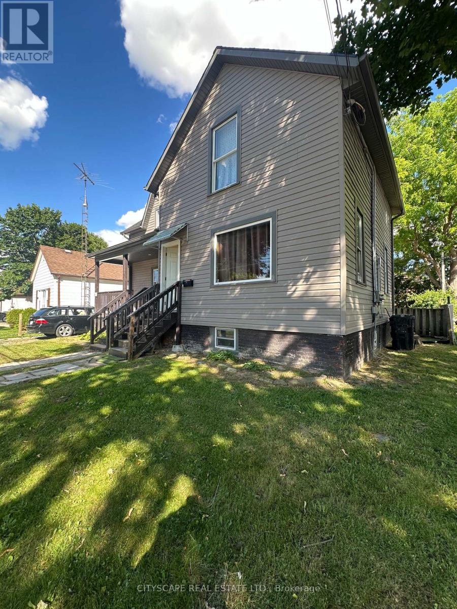 102 GRAY STREET