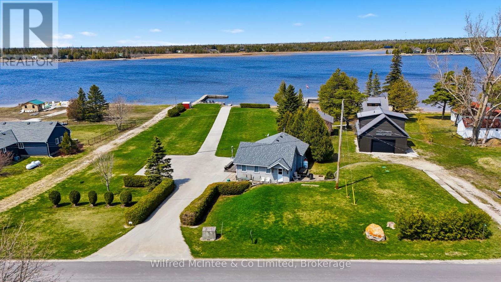 834 PIKE BAY ROAD