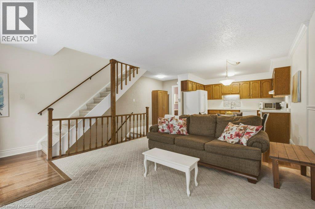 100 INKERMAN Street Unit# 2