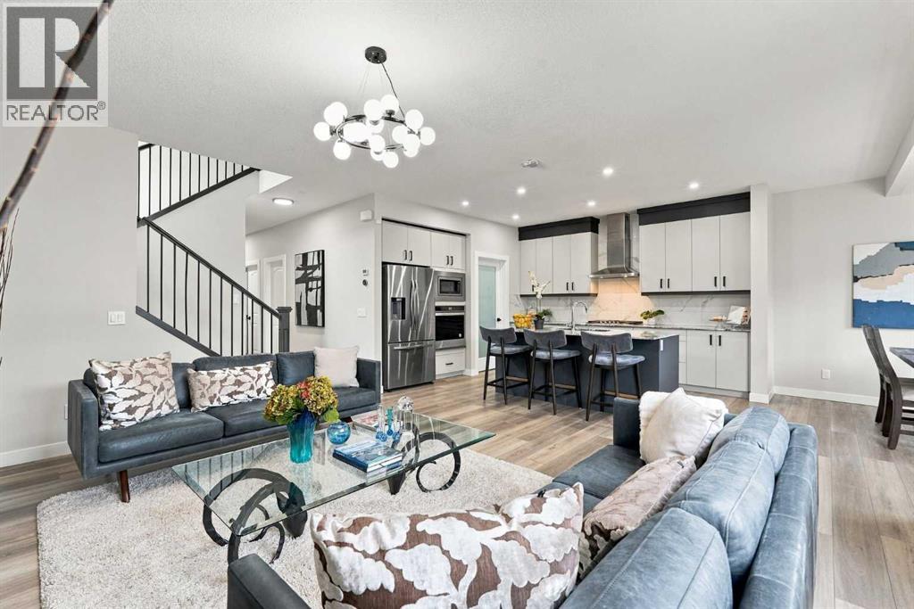 70 Creekside Avenue SW