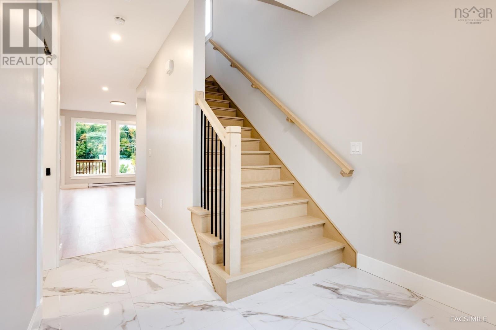 25A 184 Honeygold Drive
