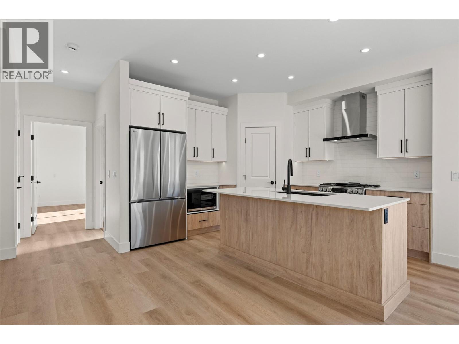 773 Kinnear Avenue Unit# 5