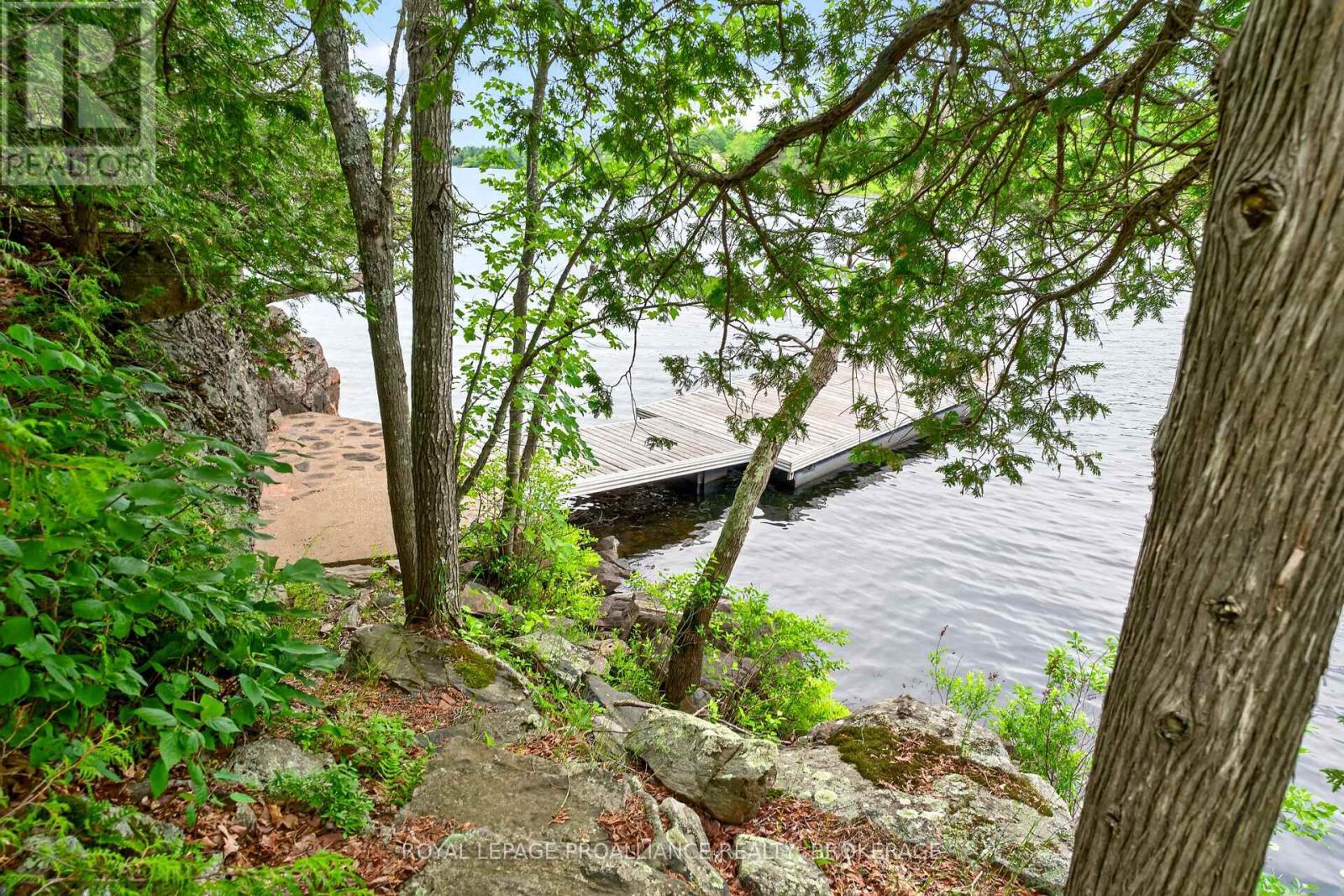 488 GULL CREEK LANE