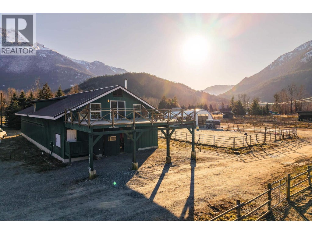 7395 CLOVER ROAD, PEMBERTON, BC V0N 2L0 - Image 128768653.jpeg?d=l