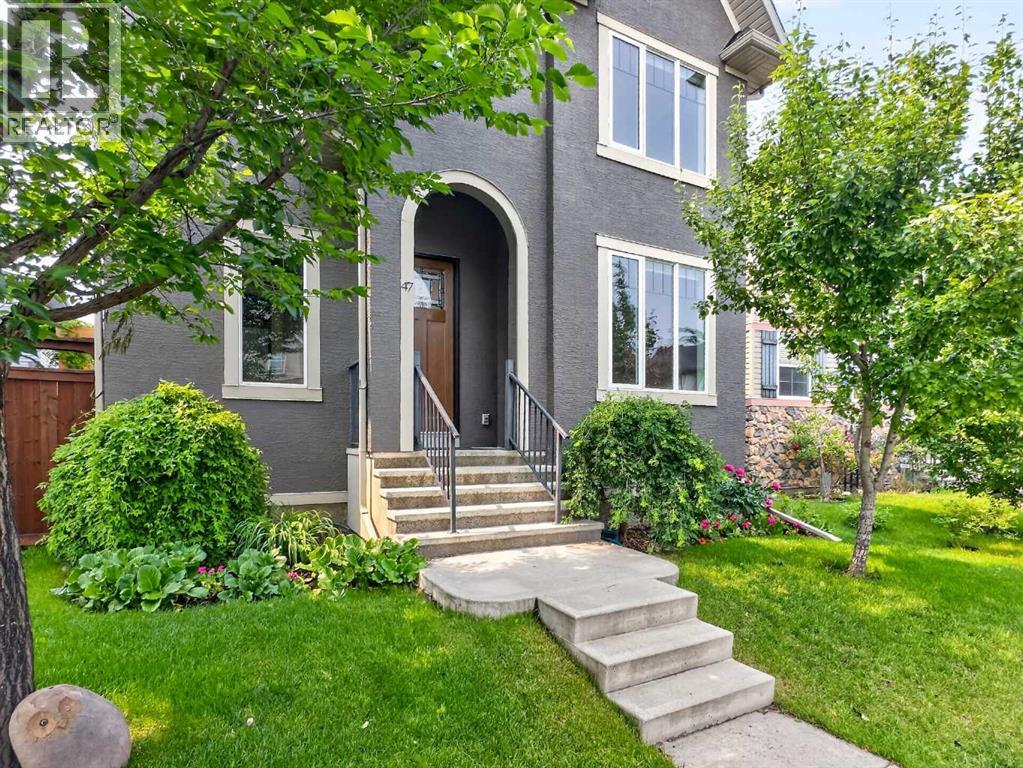47 Elgin Meadows Road SE
