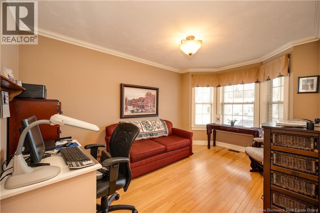78 Colby Crescent - Photo 3