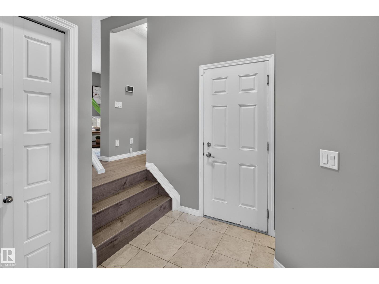 1241 MCCONACHIE BV NW