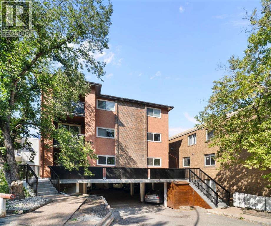 4, 930 Royal Avenue SW